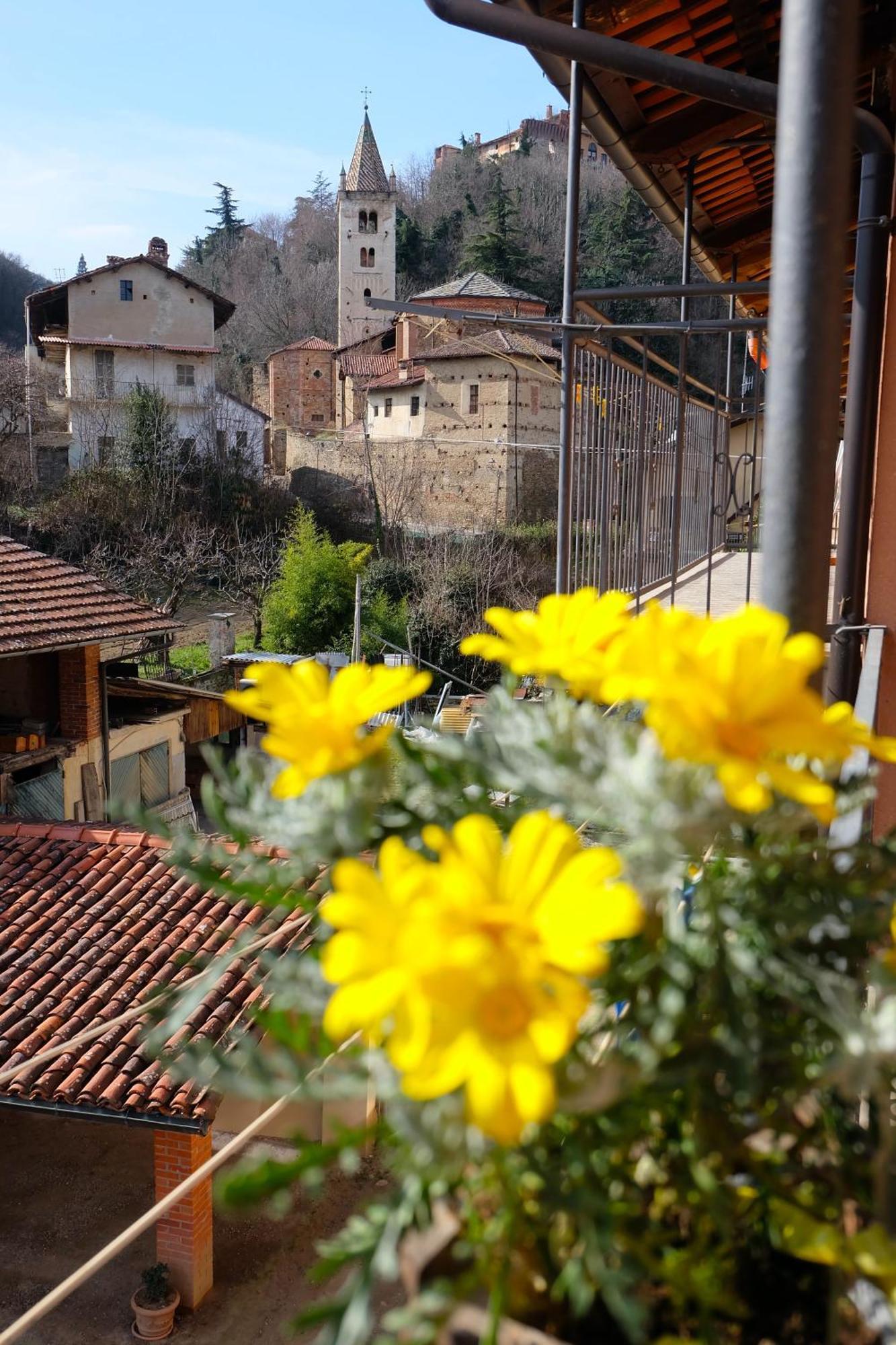 La Ghiacciaia Aparthotel Verzuolo Bagian luar foto