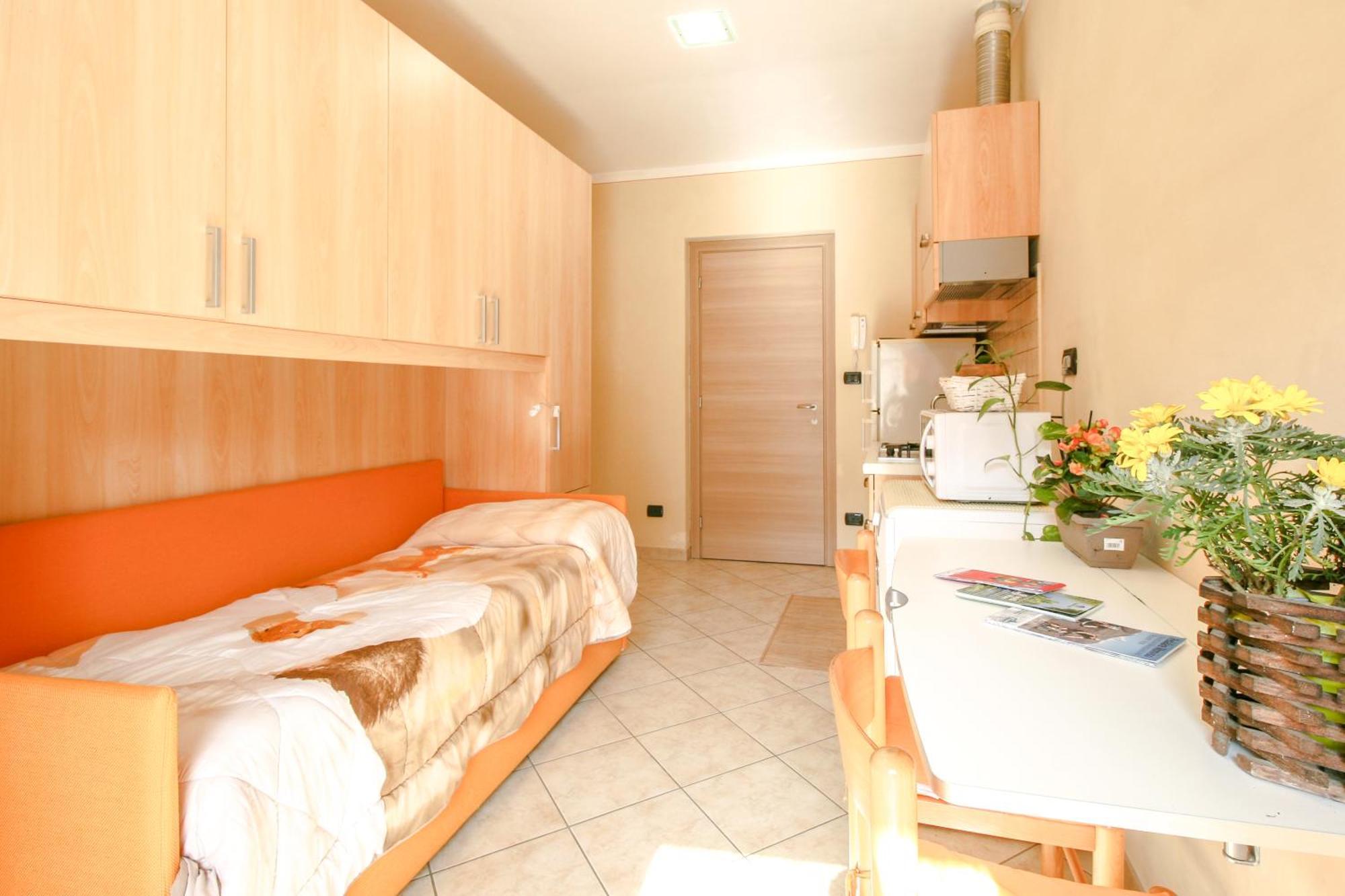 La Ghiacciaia Aparthotel Verzuolo Bagian luar foto